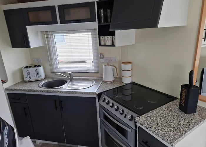 Browns Caravan Rentals, Ingoldmells 4 Berth Caravan Silver Beach